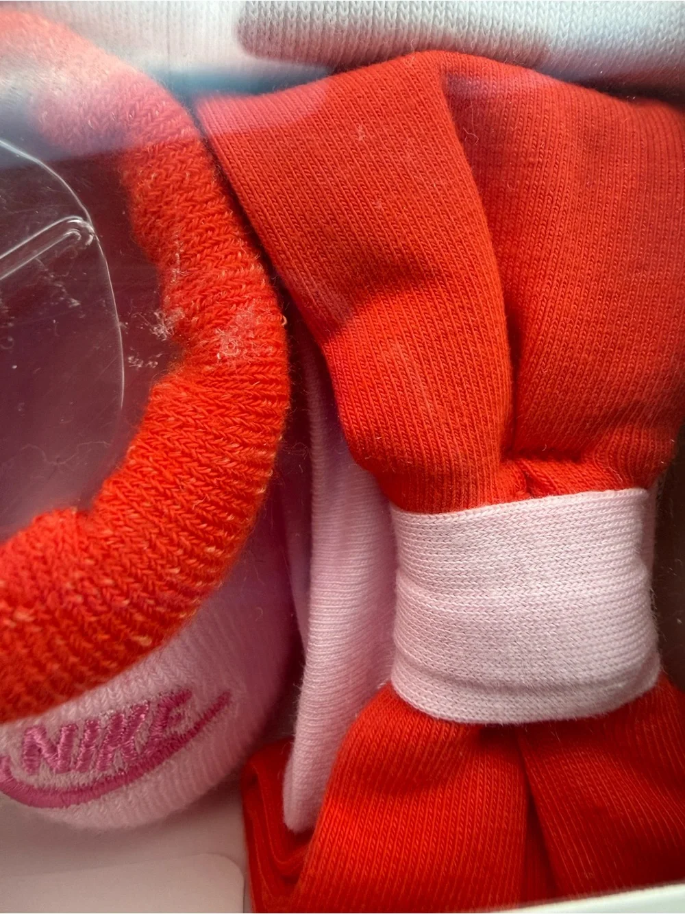 2 new Nike Baby 3-Piece Set – White & Red